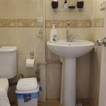 Apartmán Beach Apartment With 1 Bedroom, A Bathroom And Sleeps 4 In Calis Fethiye
